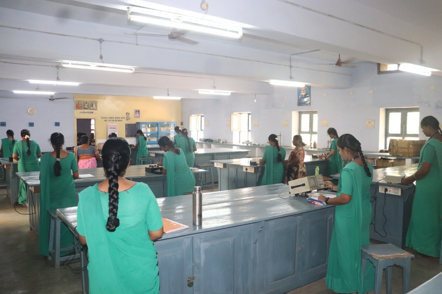 Physics UG Lab 2